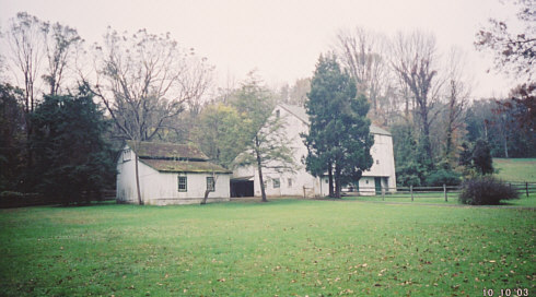 Photo of the Kuster Barn as it appears today (10/03)